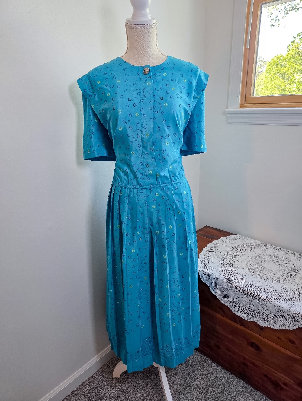 Vintage Leslie Faye Floral Cottage Midi Dress